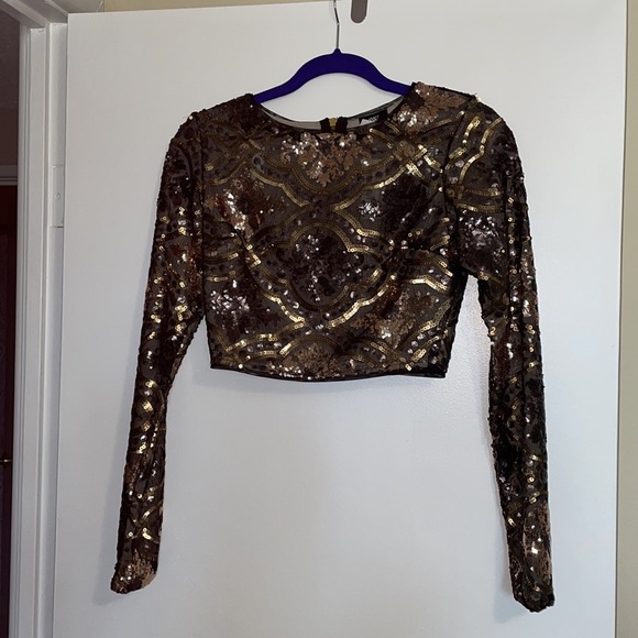 Two-piece, sequin, crop top and maxi skirt - Picture 3 of 5